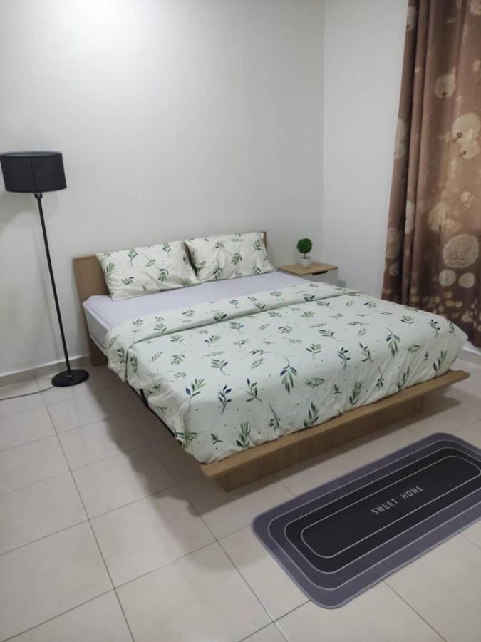 Home Feel-Hibiscus Suites كامبار المظهر الخارجي الصورة